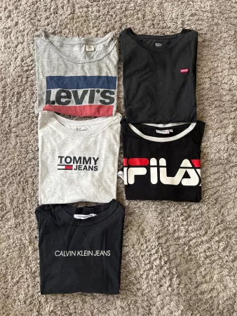 Kleiderpaket Marken T-Shirts Damen XS-S
