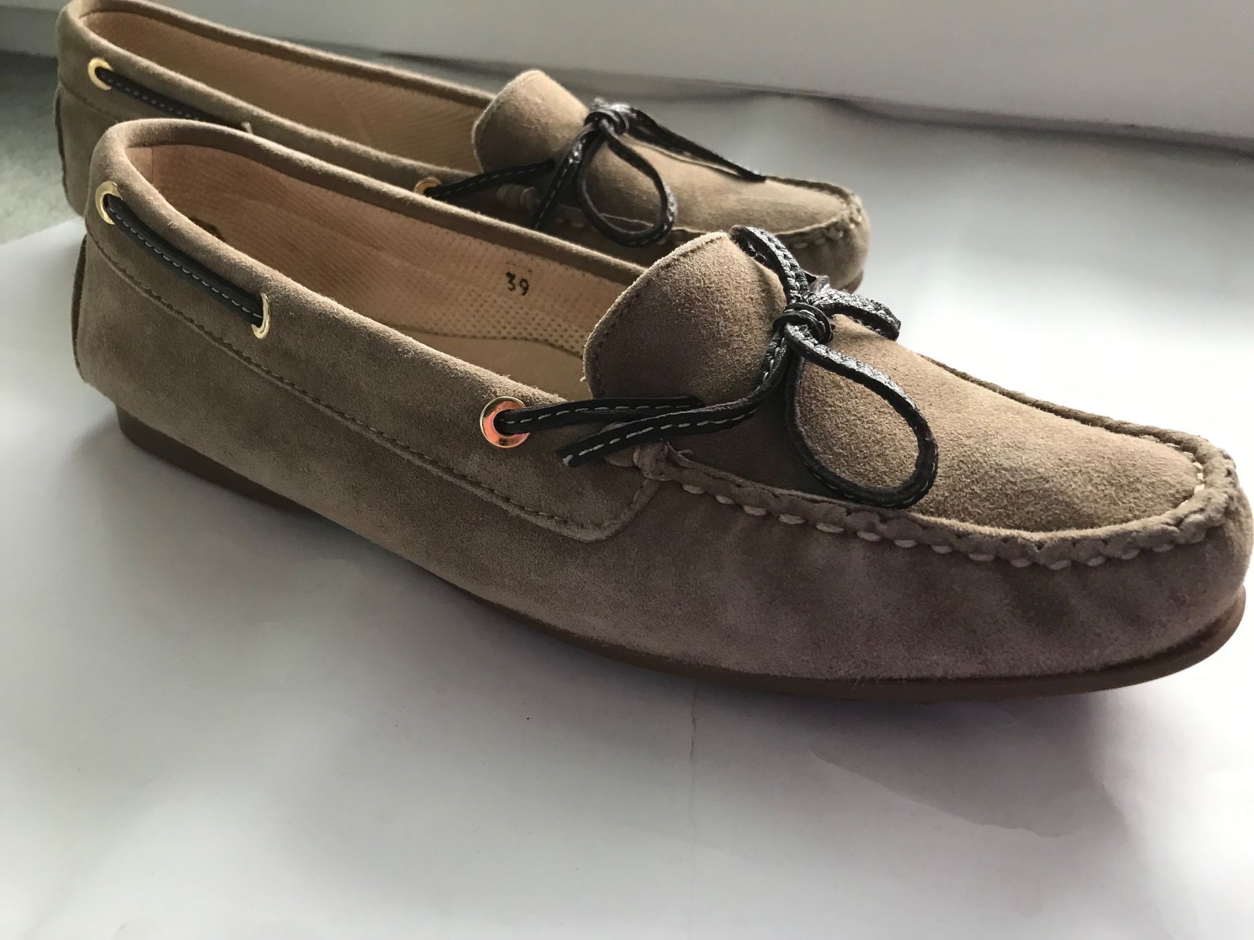 Damenschuhe: Mokassins Wildleder, Grösse 39, Gummisohle – Gebraucht aus Niederteufen von mix18 8