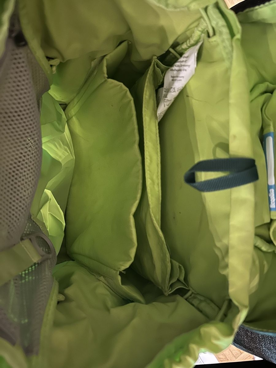 Ergobag Zaini: Ergobag Schul-Rucksack mit vielen Accessoires – Usato da Dietikon venduto da TdaC 3