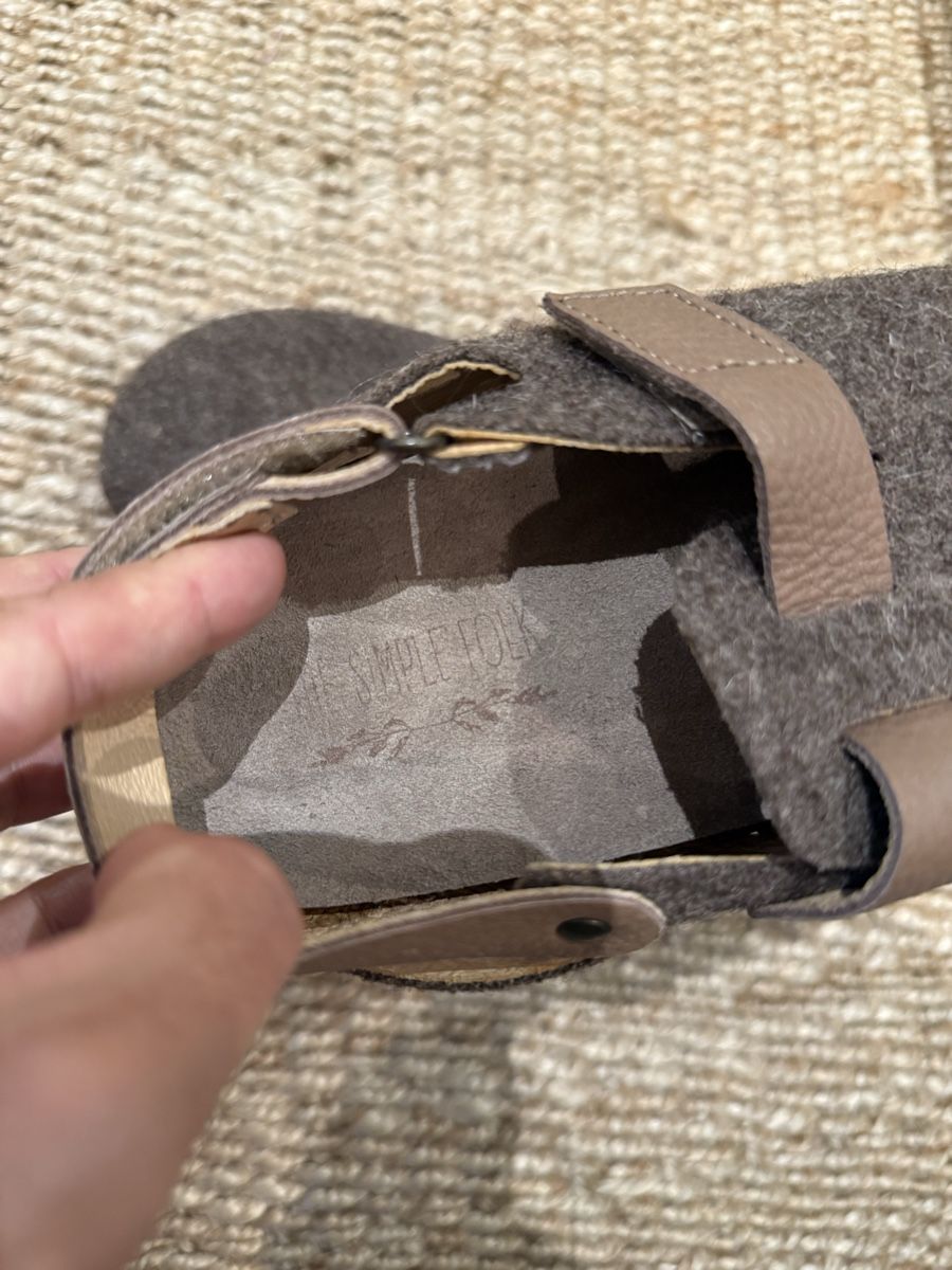 Scarpe per ragazzi: The simple folk Clogs aus Wolle – Usato da Erlenbach ZH venduto da Arti83 4