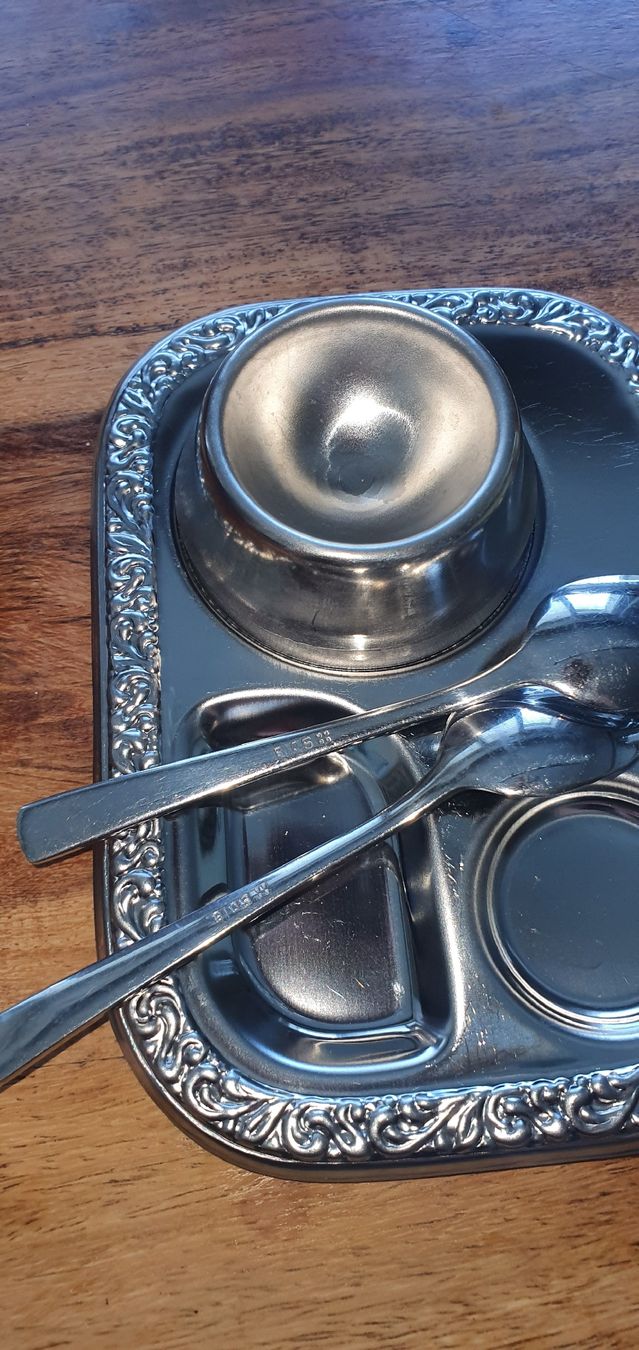 Set di piatti: Eierbecher mit Löffeln und Tablett, breakfast evergreen, oef – Usato da Zollikerberg venduto da Nice_Name 7