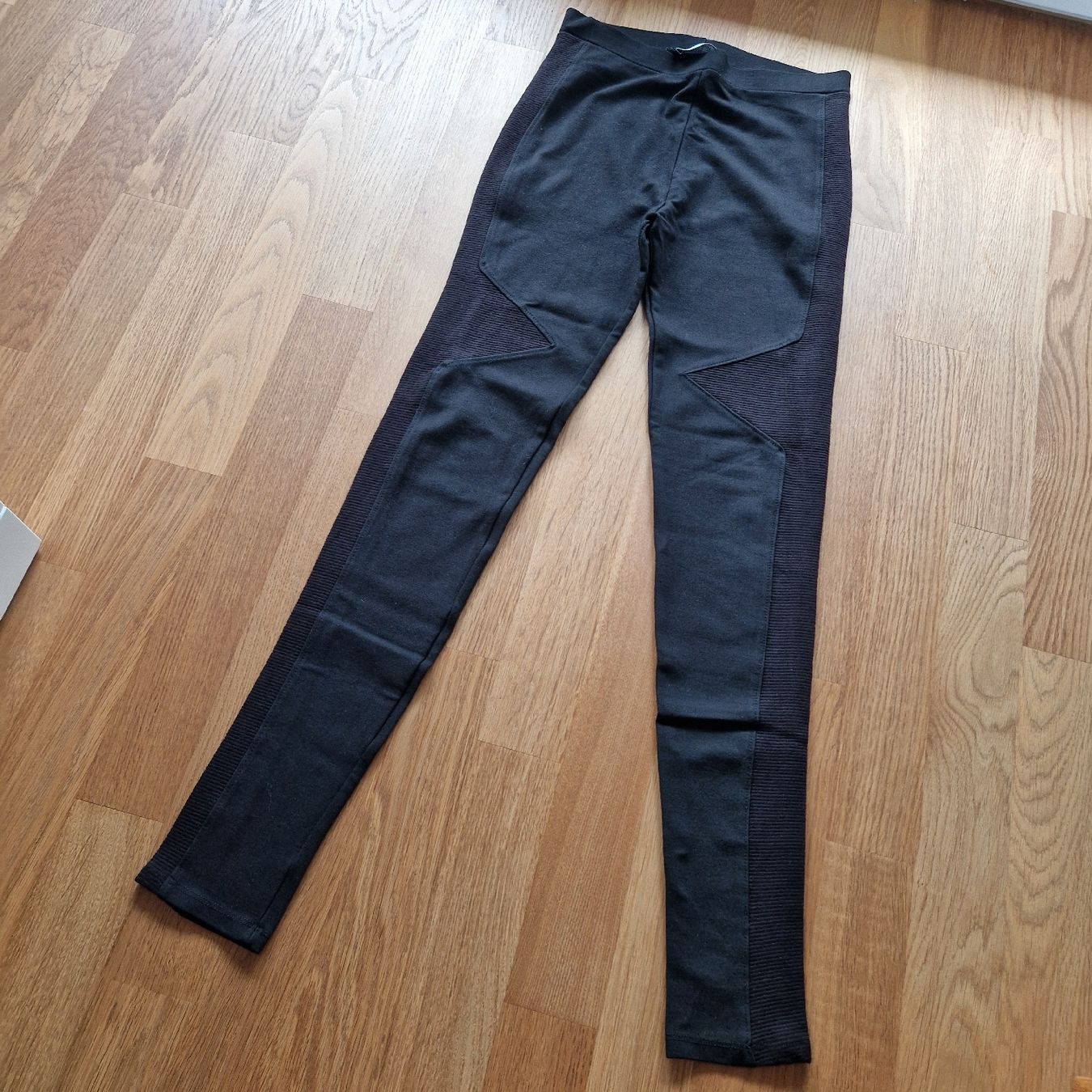 Only Jeans: Only Jeans & Pull&Bear Leggings Gr. M – Usato da Nendeln venduto da witr_gliabt 5
