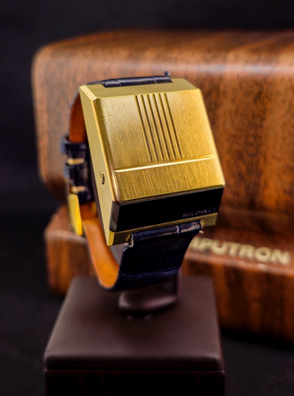 Bulova Orologi: Bulova Computron LED Vintage-Uhr mit Verpackung – Usato da Lugano venduto da R.Riccardo 8