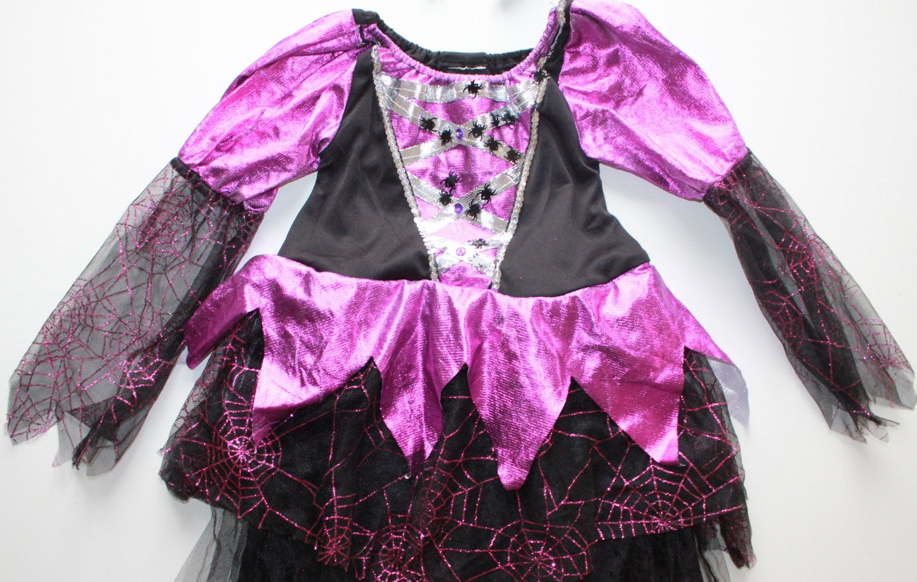 Costumi: Costume sorcière / Hexe t. 2 - 3 ans – Usato da Peseux venduto da CoolShoping 3