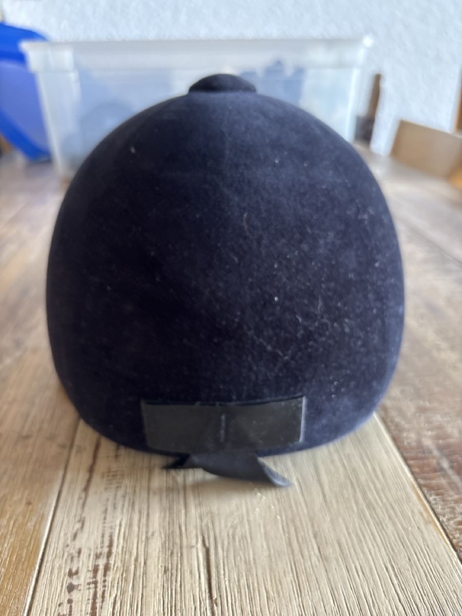 Copricapi, berretti & cappellini: Bombe Fouganza Velour noir  – Usato da Veysonnaz venduto da jad_s8vz 3