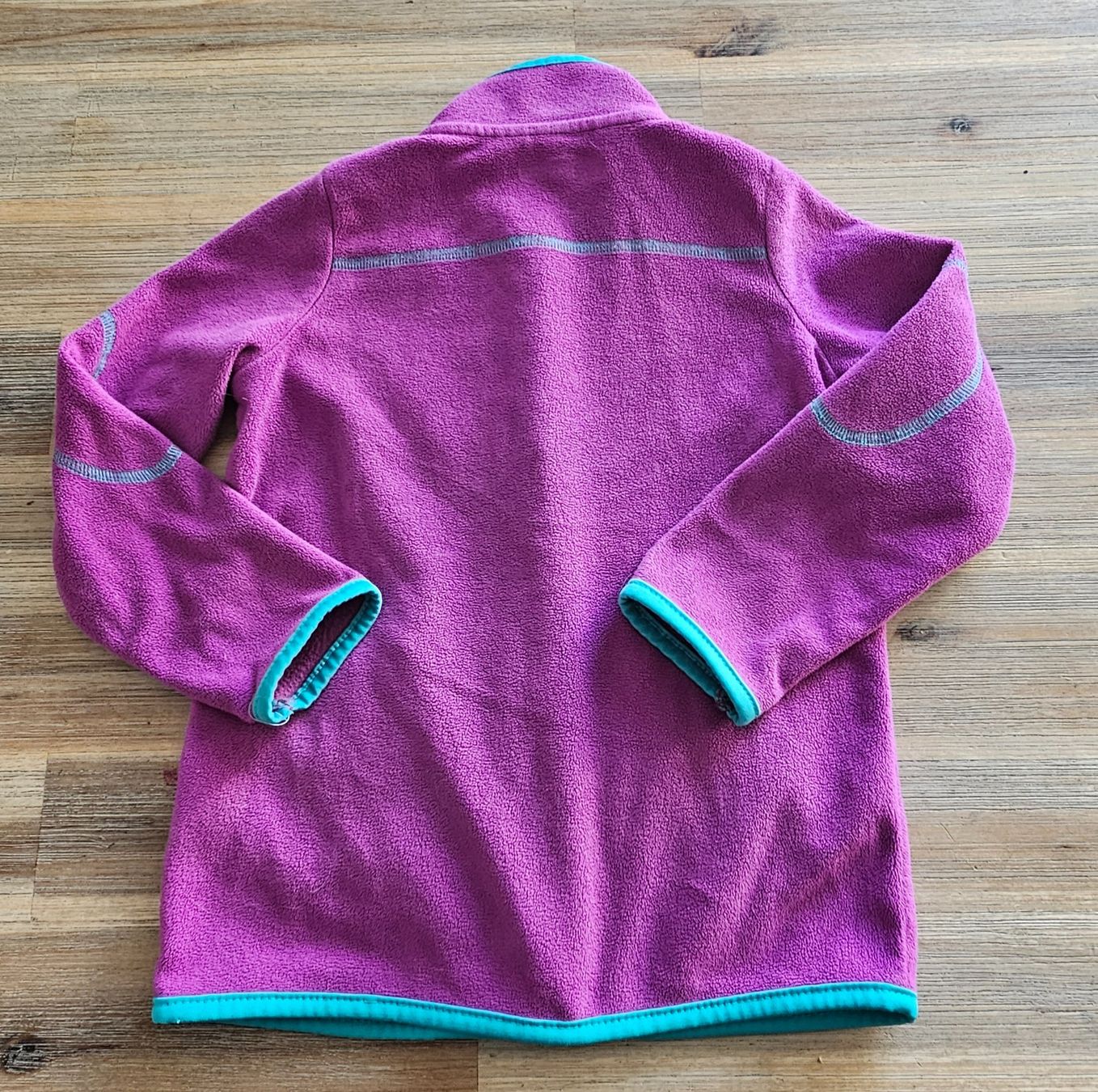 Tchibo Jacken & Mäntel: Fleecejacke Mädchen Grösse 98/104 Tchibo lila – Gebraucht aus Basel von Sinibini86 1