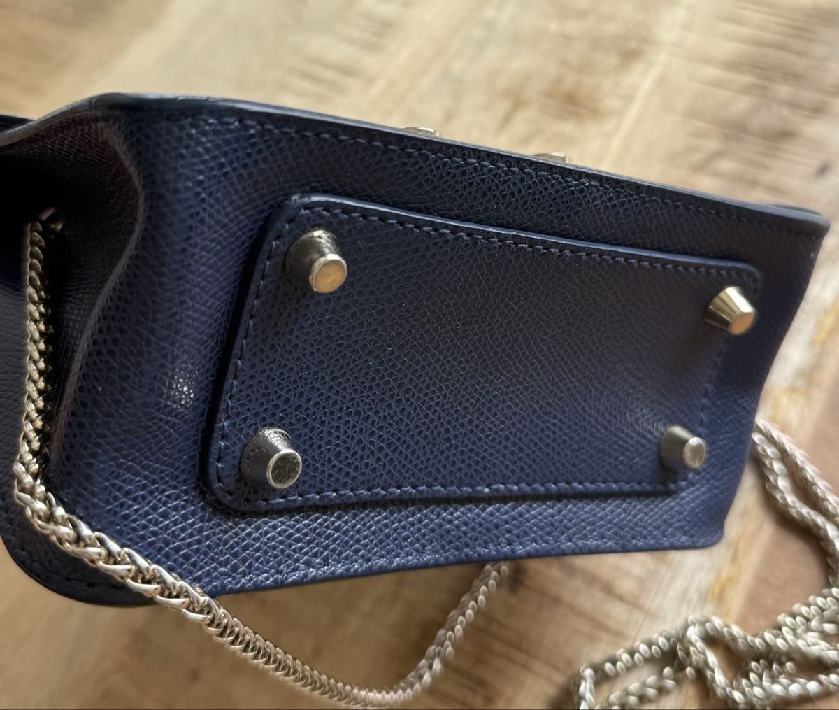 Furla Borse da donna: Furla Mini Bag Leather Navy Blue Gold Hardware Chain Shoulde – Usato da Hünenberg See venduto da wal_9hgn 3