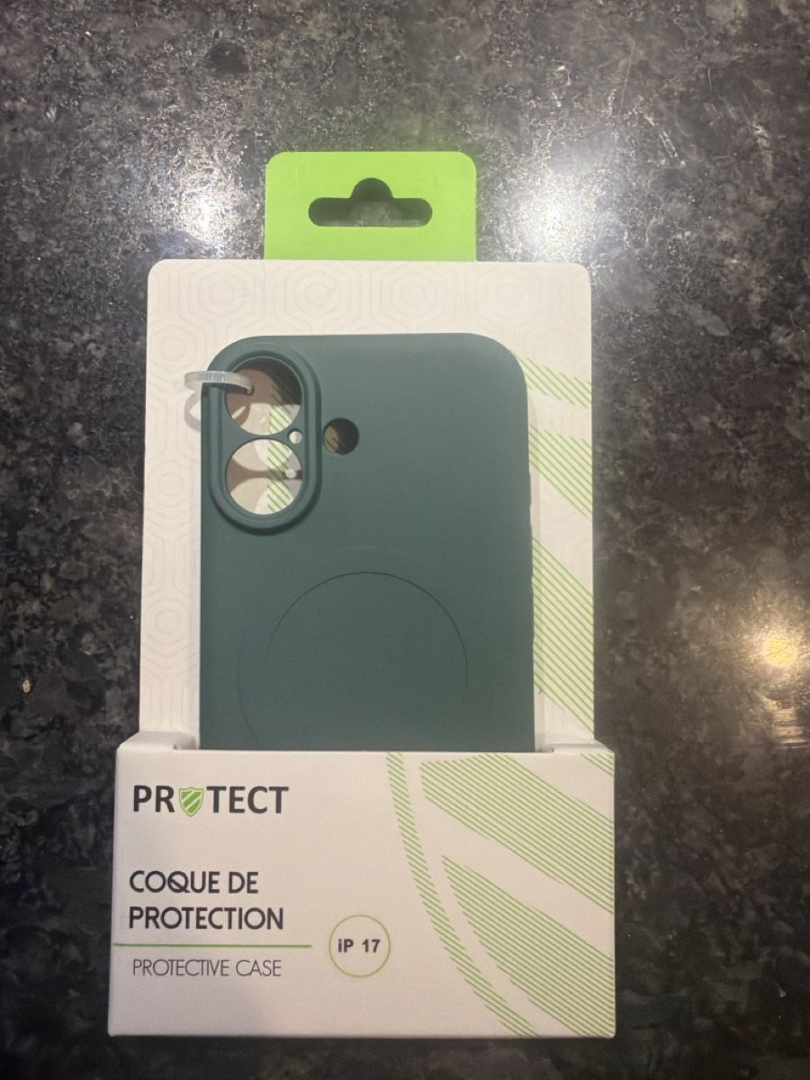 Apple Covers & Schutzfolien: Coque iPhone 17 silicone neuf  – Neu und originalverpackt aus Yverdon-les-Bains von ame_7f2x