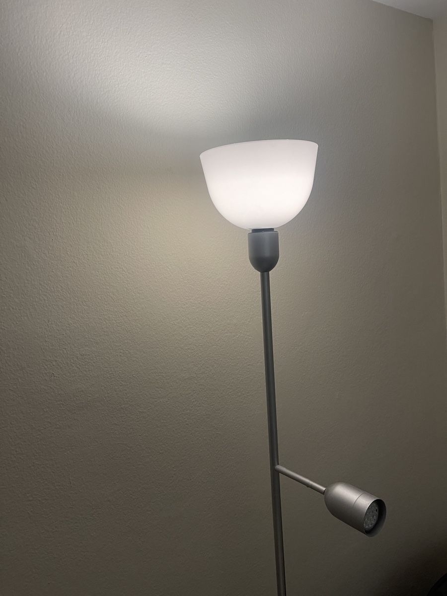 Ikea Lampade: IKEA RGB Lamp – Usato da Zürich venduto da Jiajun_Peng 1