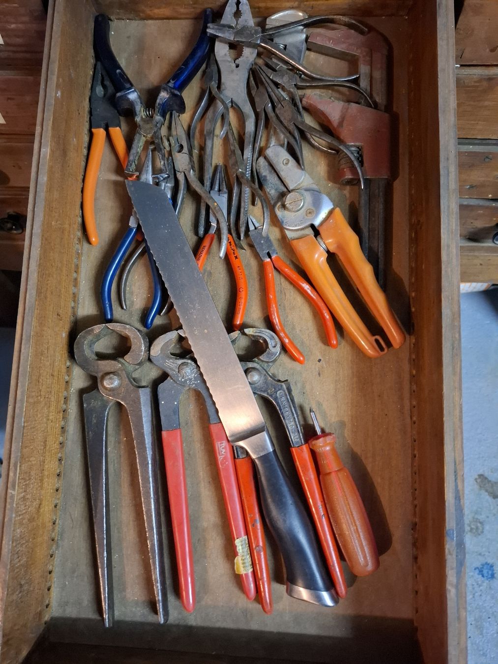 Alle Werkzeuge: Werkzeug divers 16 – Gebraucht aus Hunzenschwil von Hardrock6