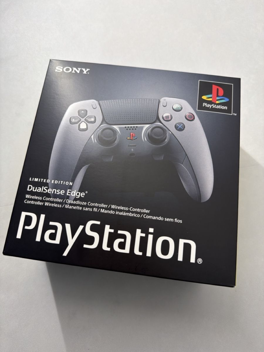 Playstation DualSense Edge 30th Anniversary limited Edition (Neu und originalverpackt) in Reinach AG für CHF 340 – mit Lieferung auf kaufen