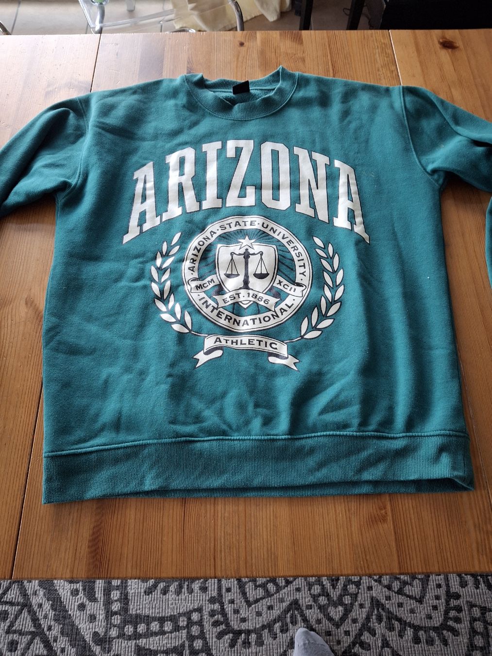 Pulls & Sweat-shirts: Pullover – D'occasion à Studen BE par sch_fzs6