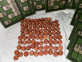 Spear Jeu de loto ancien 90 numéros 18 cartons jetons verres