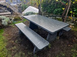 Tavolo in granito Vallemaggia