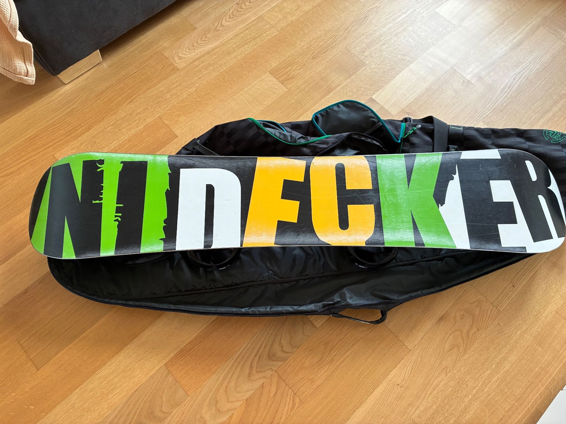Nidecker Board: Snowboard Einsteiger-Set für Jugendliche – Usato da Liebefeld venduto da nek_gy8q 1