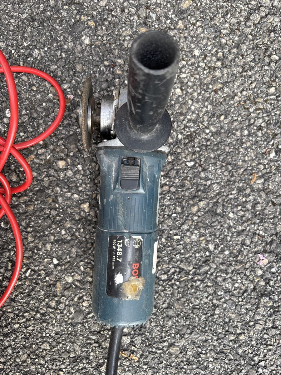 Bosch Alle Werkzeuge: Meuleuse Bosch 1348.7 et disques à meuler – Gebraucht aus Lonay von car_l9sk 2