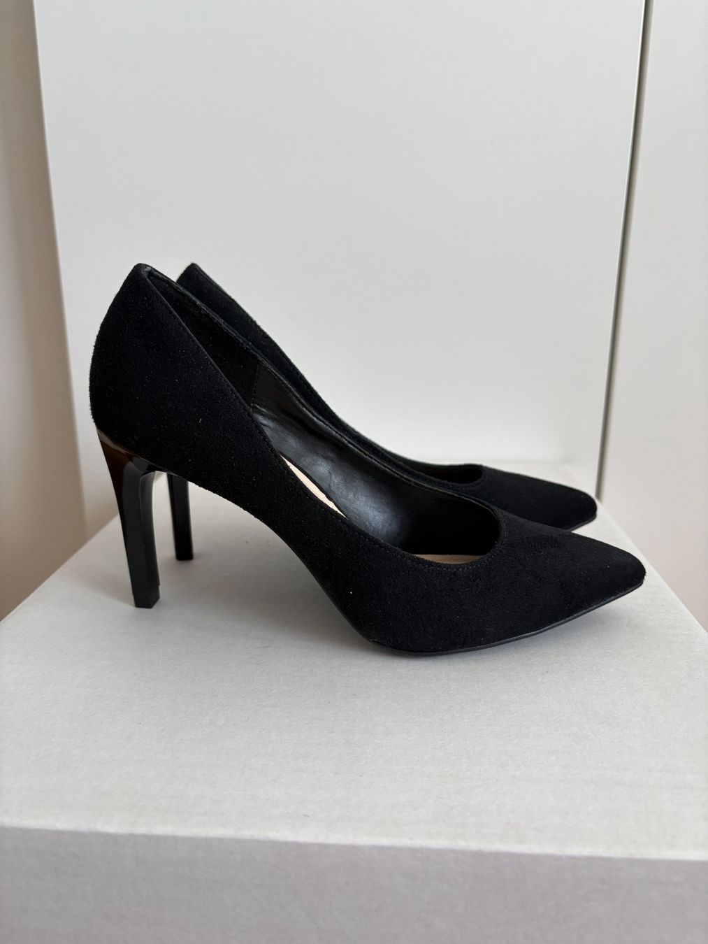 Graceland Scarpe da donna: Schwarze Pumps, Gr. 35 - Neu – Nuovo (secondo la descrizione) da Basel venduto da Nofretete39 3