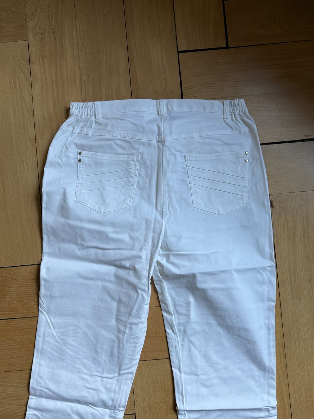 Pantalons: COSMA - Hose weiss 40 – D'occasion à Zürich par Diazaio 2