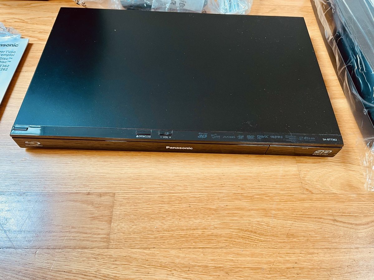 Panasonic Home Cinema: Home cinéma 2.1 Panasonic Blu-Ray 3D – Nuovo (secondo la descrizione) da Versoix venduto da pas_fy5j 1