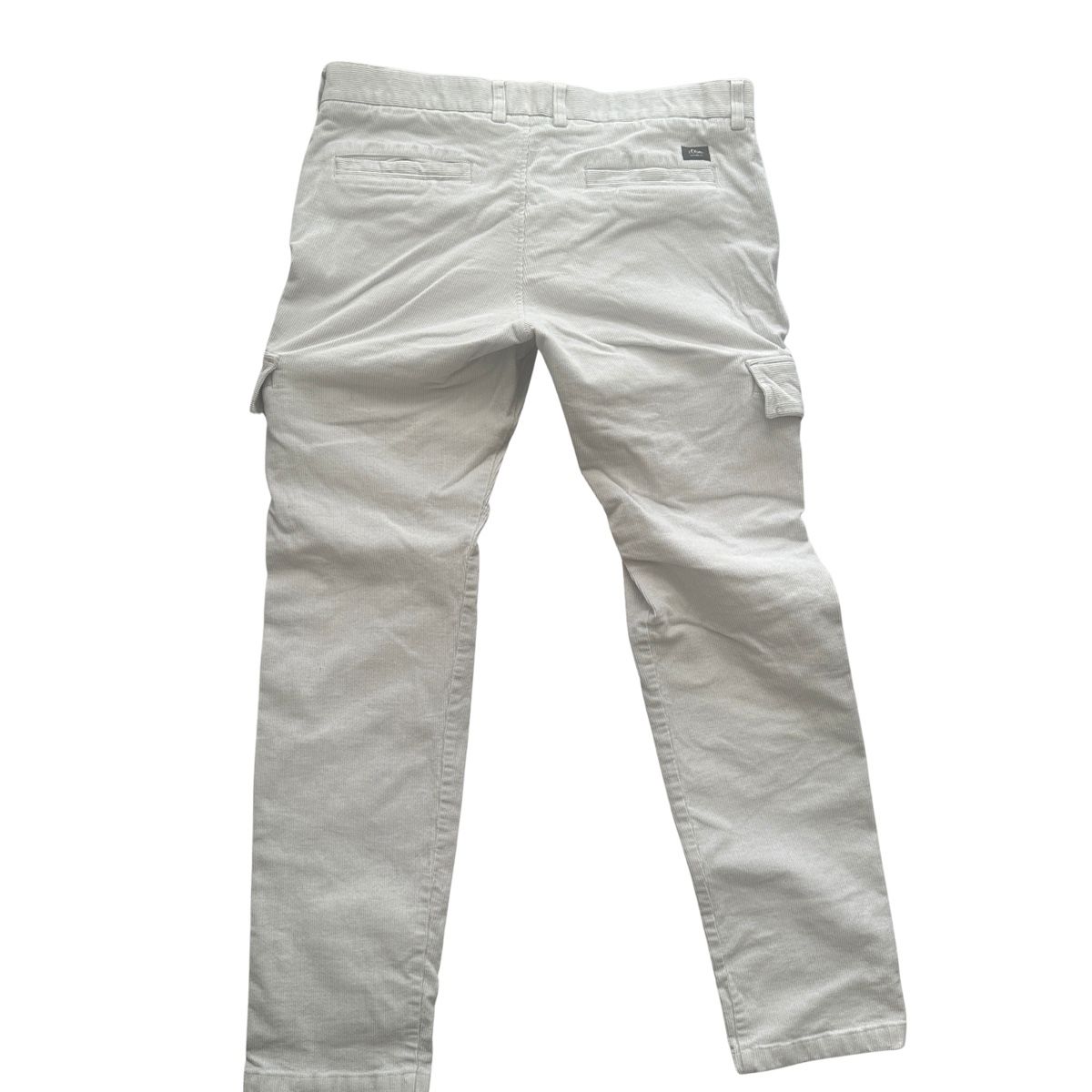 Hosen: White cargo pants  – Gebraucht aus Zofingen von JumpInVintage 1
