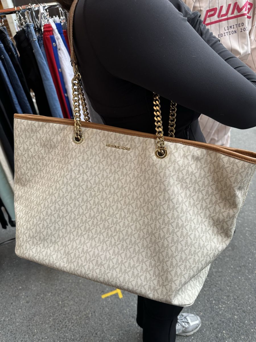Michael Kors Borse da donna: Sac Michael Kors en super état ! – Usato da Villars-sur-Glâne venduto da mer_wgr8 3