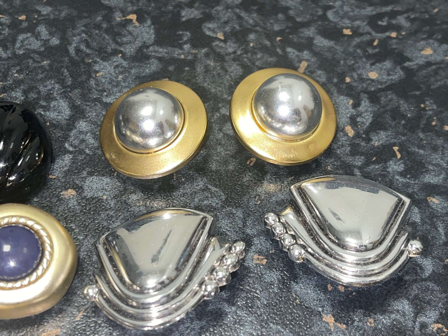 Ohrringe & -stecker: 12 Sets Vintage Ohrclips – Gebraucht aus Kaiseraugst von Drasa 5