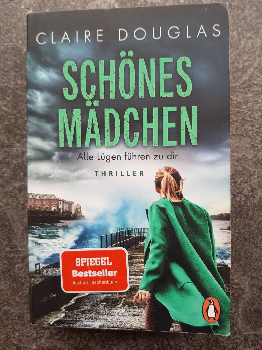 Libri: SCHÖNES MÄDCHEN / Claire Douglas / Thriller – Usato da Dietikon venduto da marconi07
