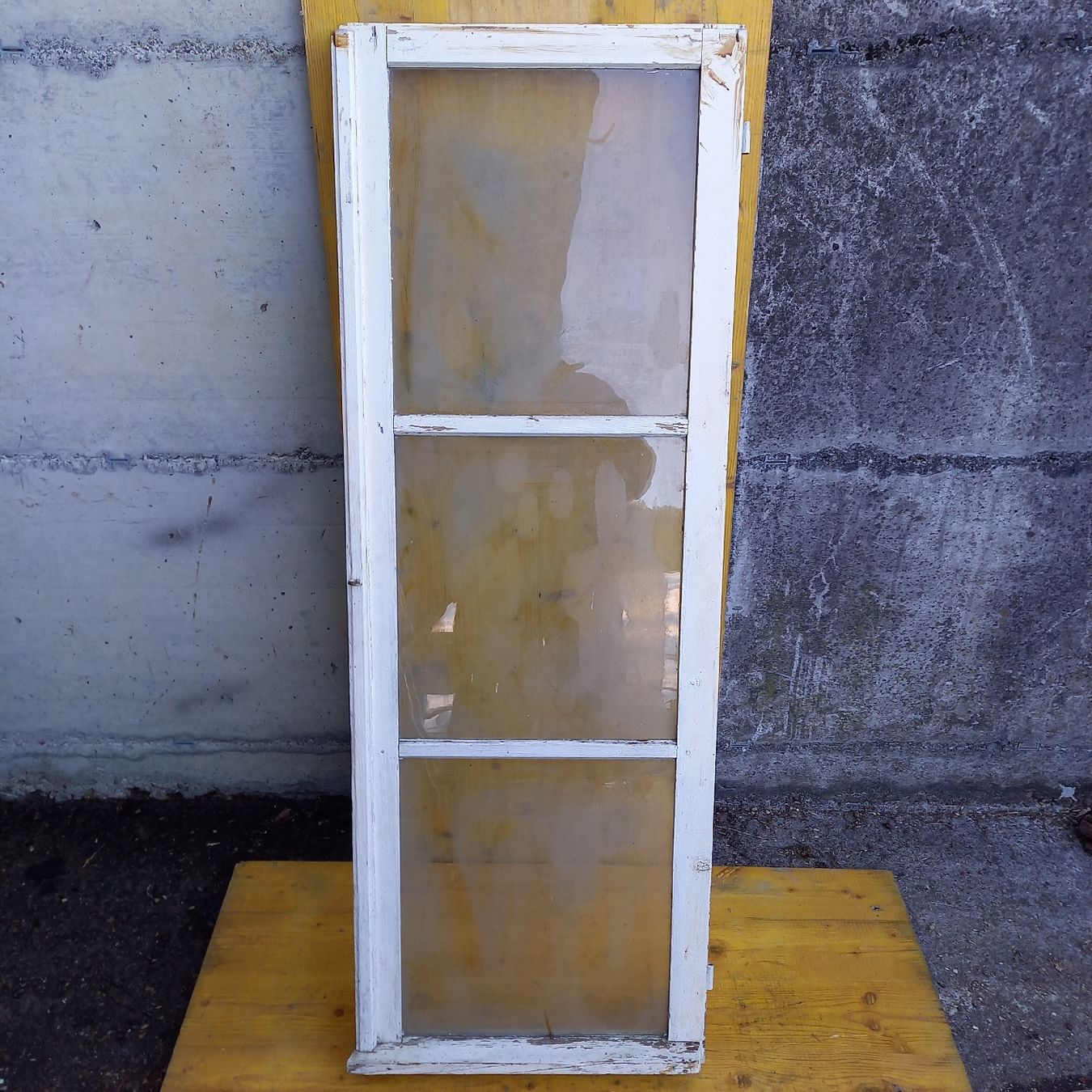 Finestre: Altes gebrauchtes Holzfenster – Usato da Galgenen venduto da Allerlei8854 1