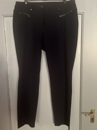 1 pantalon Gerry Weber taille 42 noir selon photos