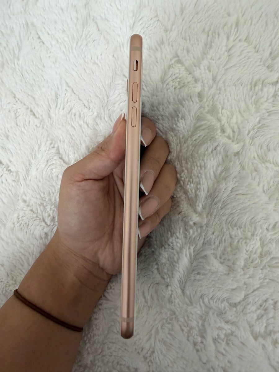 Apple Telefoni cellulari / Smartphones: Iphone 8 Plus – Usato da Rüthi (Rheintal) venduto da la.07 3