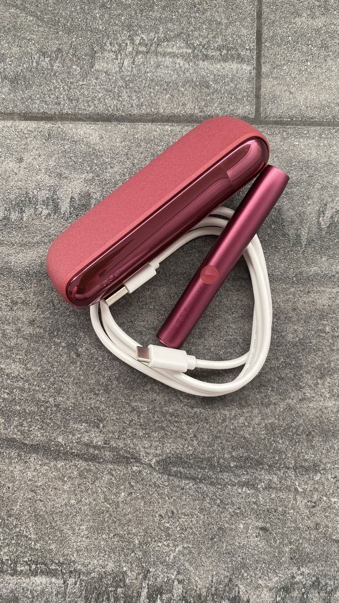 Iqos Altri Prodotti per fumatori: IQOS Iluma Kit – Usato da Oberglatt ZH venduto da stellina97 2