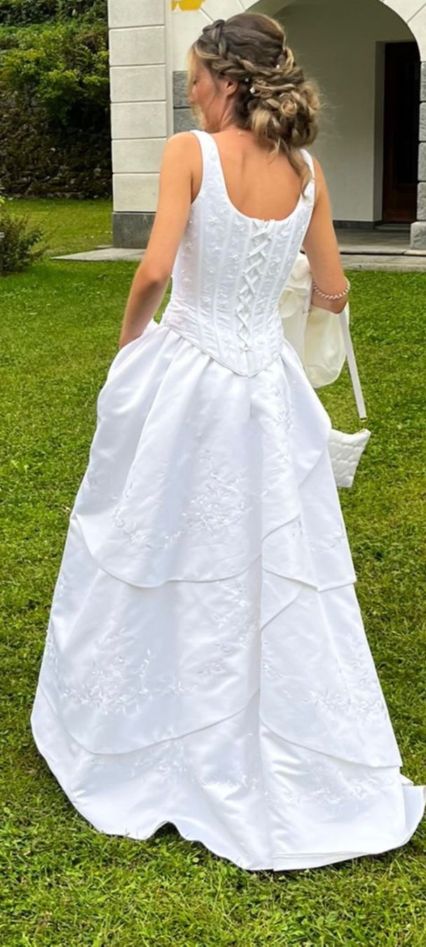Vestiti: Vestito matrimonio – Usato da Lodano venduto da yar_bv5l 4