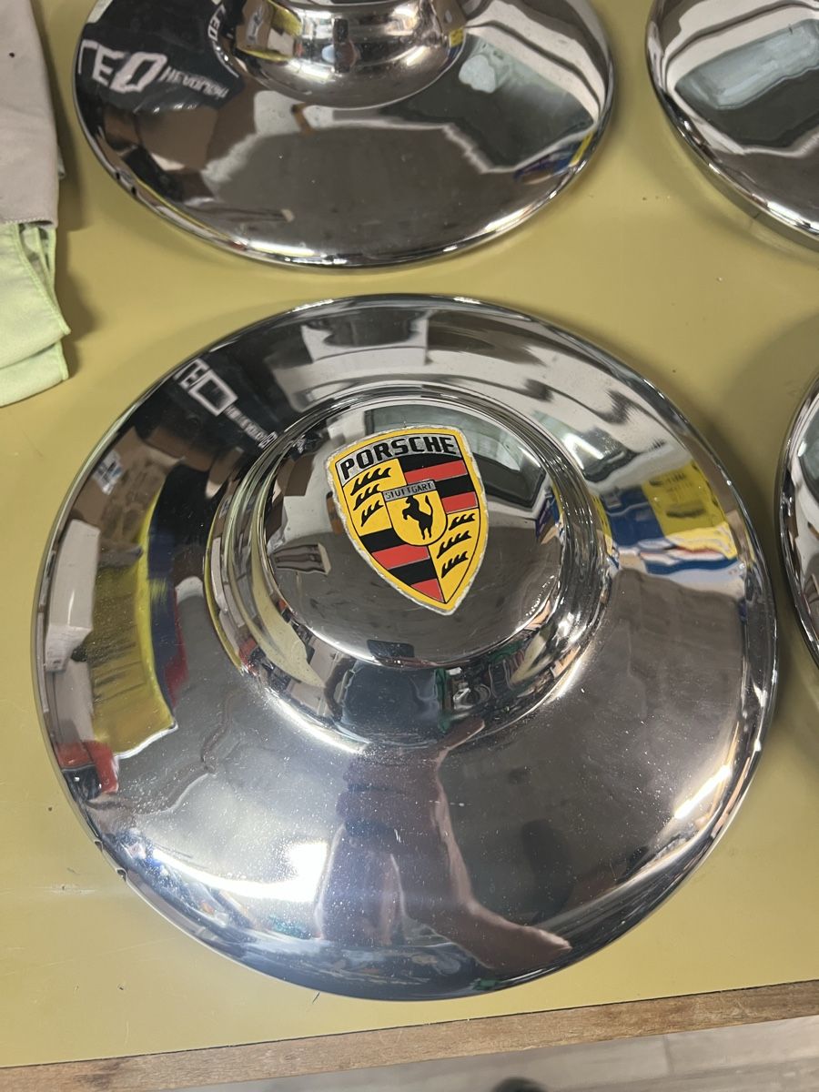 Porsche Toutes les pièces détachées: Porsche 356 Raddeckel – D'occasion à Bülach par Buymike8