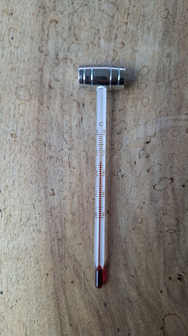 Autres articles pour la maison: Wein-Thermometer – D'occasion à Zürich par witike