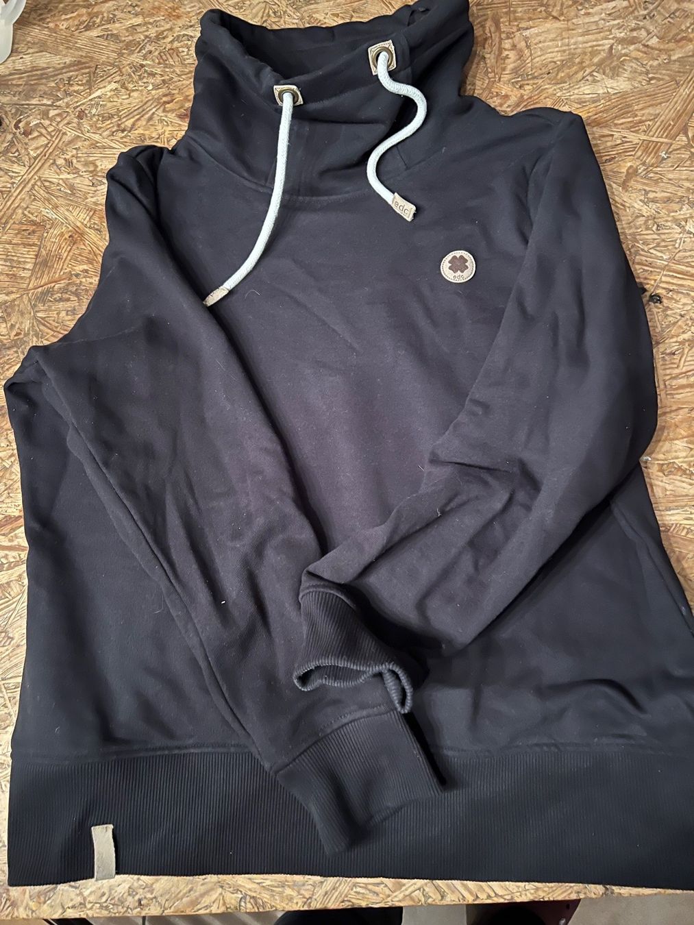 Maglioni & Felpe: Pulli – Usato da Strada venduto da Betflo