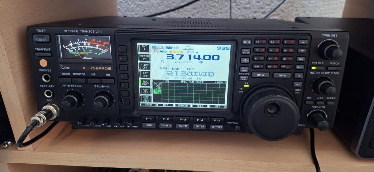 Icom Funktechnik: Icom IC-756PRO III – Gebraucht aus Massonnens von Birba1983
