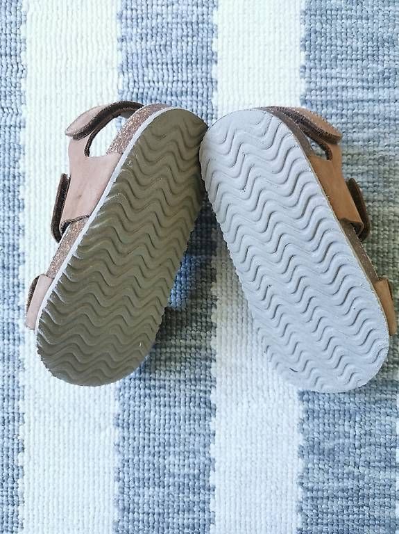 Scarpe per ragazzi: Sandalen von Next - Gr. 26.5 – Usato da Stein AR venduto da peachBlue 4