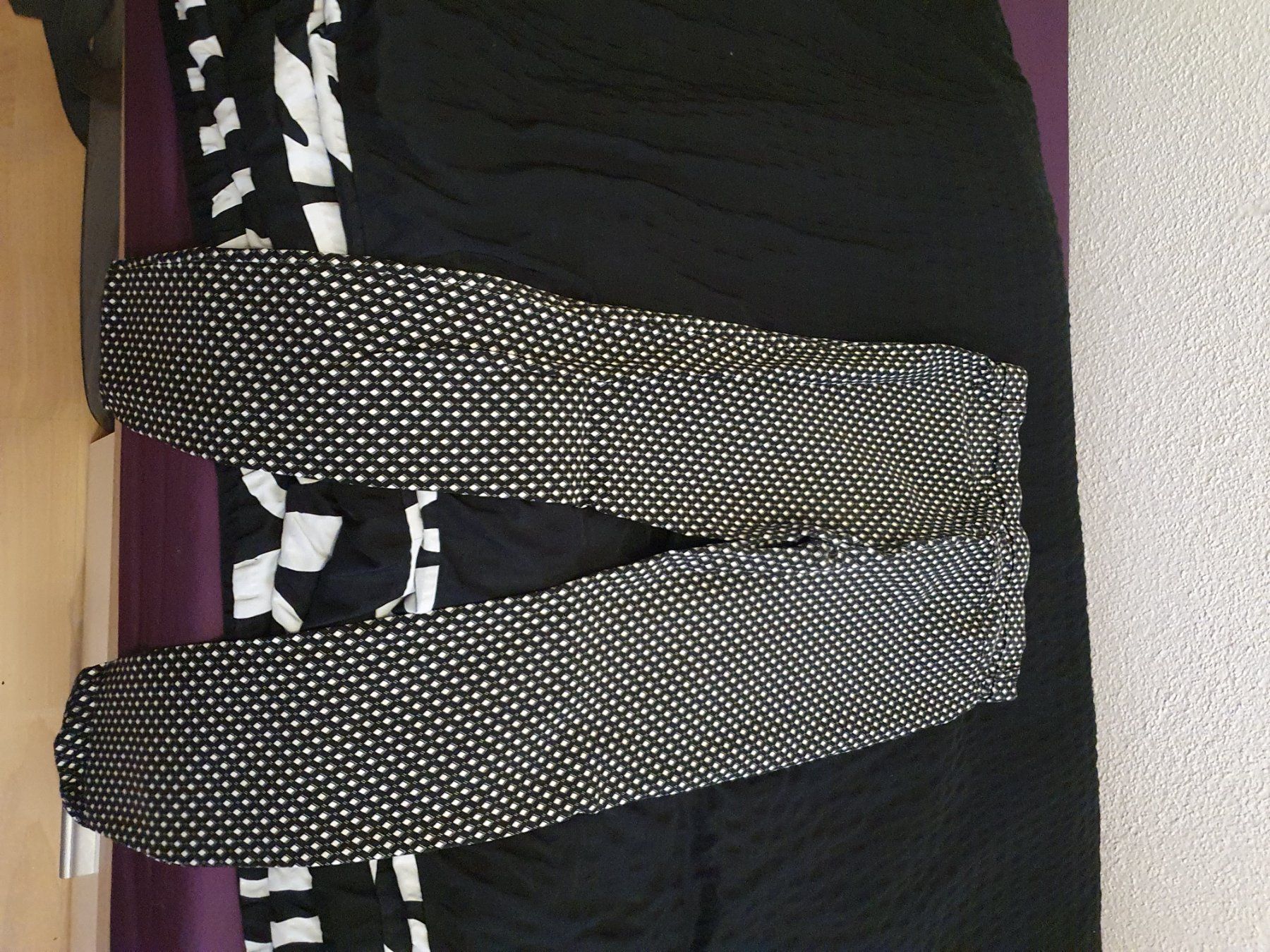 Pantaloni: HOSEN XS – Usato da Würenlingen venduto da kuh33 2