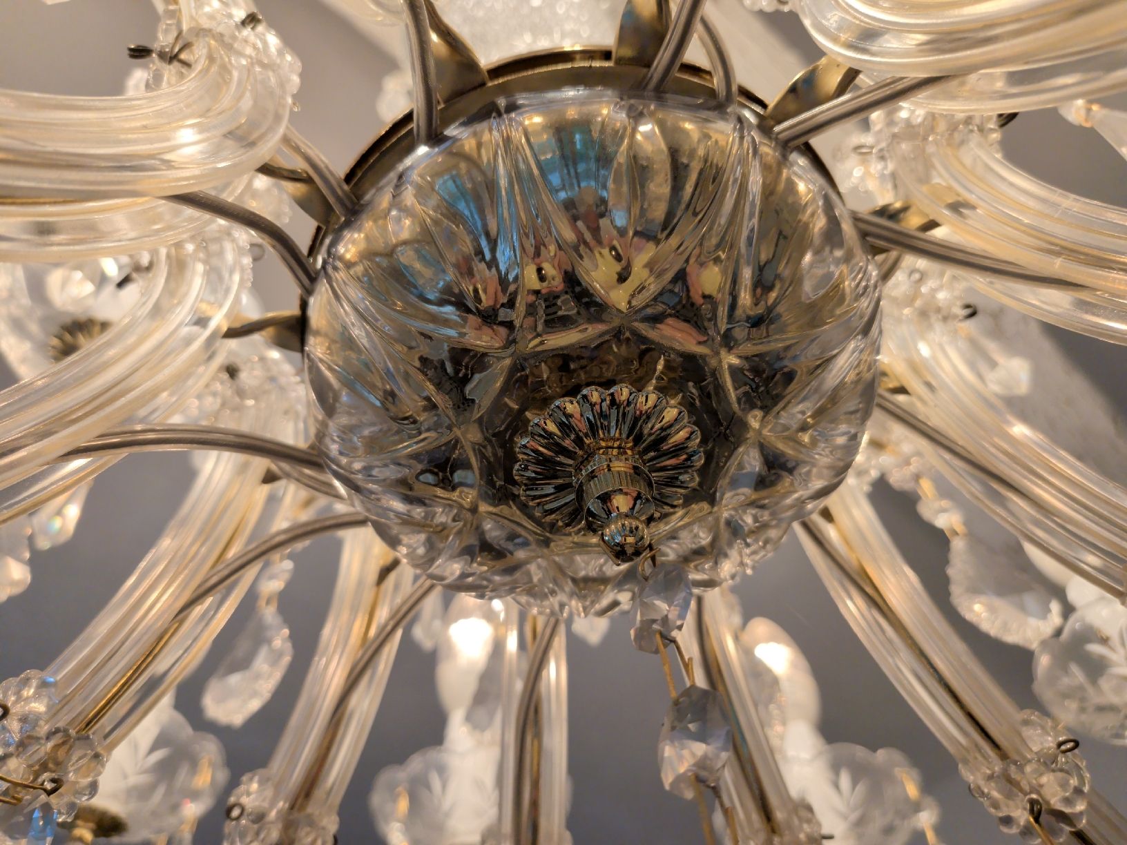 Lampadari & plafoniere: Kronleuchter mit 18 LED Lampen  – Usato da Dietfurt venduto da Subforce1853 8