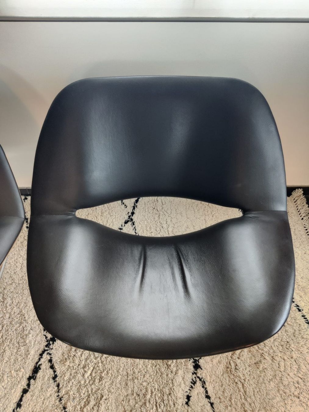 Poltrone: Paire de fauteuils lips – Usato da Chêne-Bougeries venduto da JANSAND 4