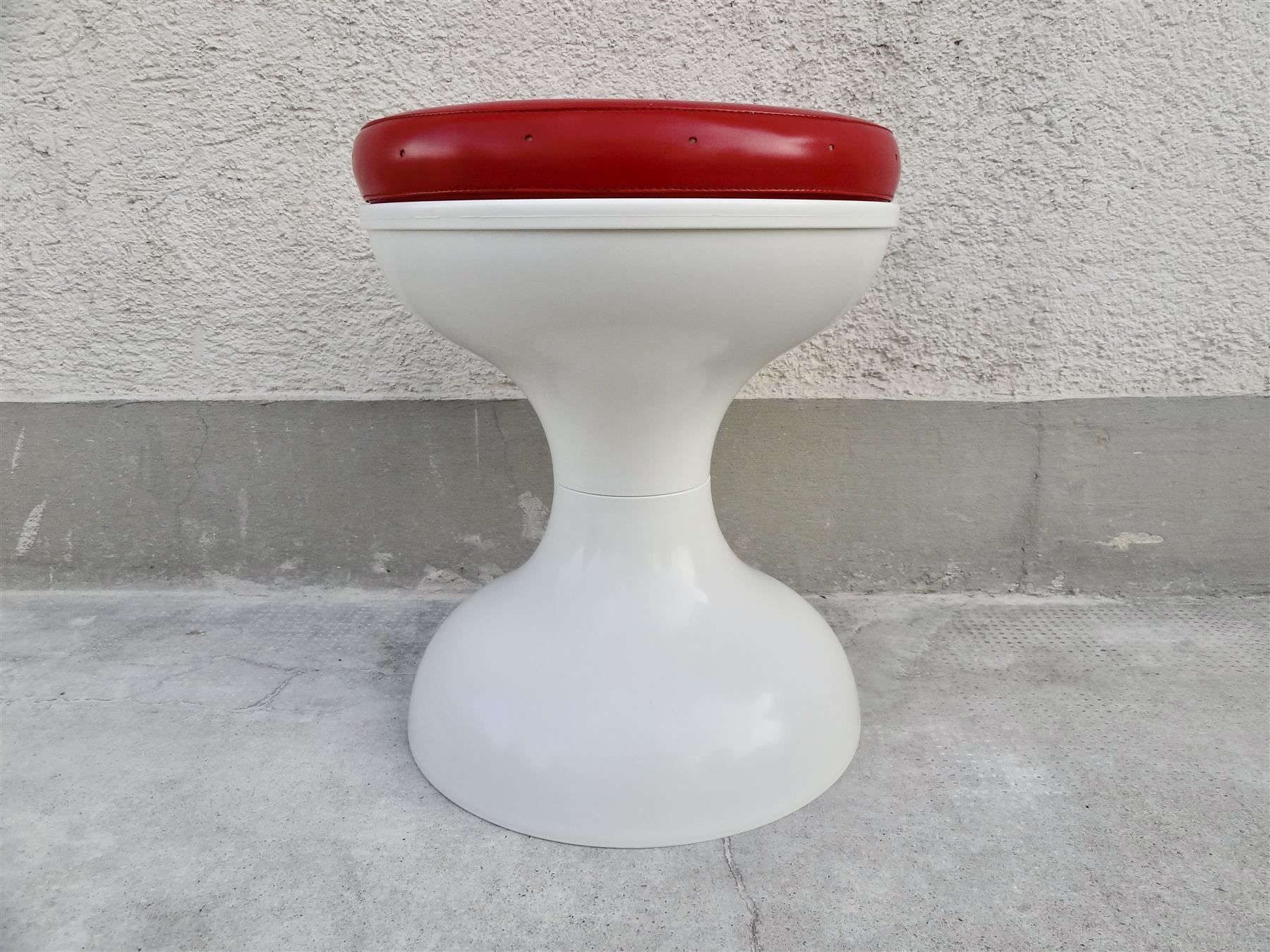 Hocker: Badhocker Vintage Tulpenfuss 60er 70er – Gebraucht aus Kerzers von zimmergruen 3