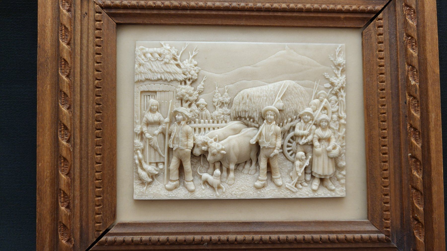 Statuette: Kalk-Bild im Holzrahmen – Usato da Basel venduto da spinne02