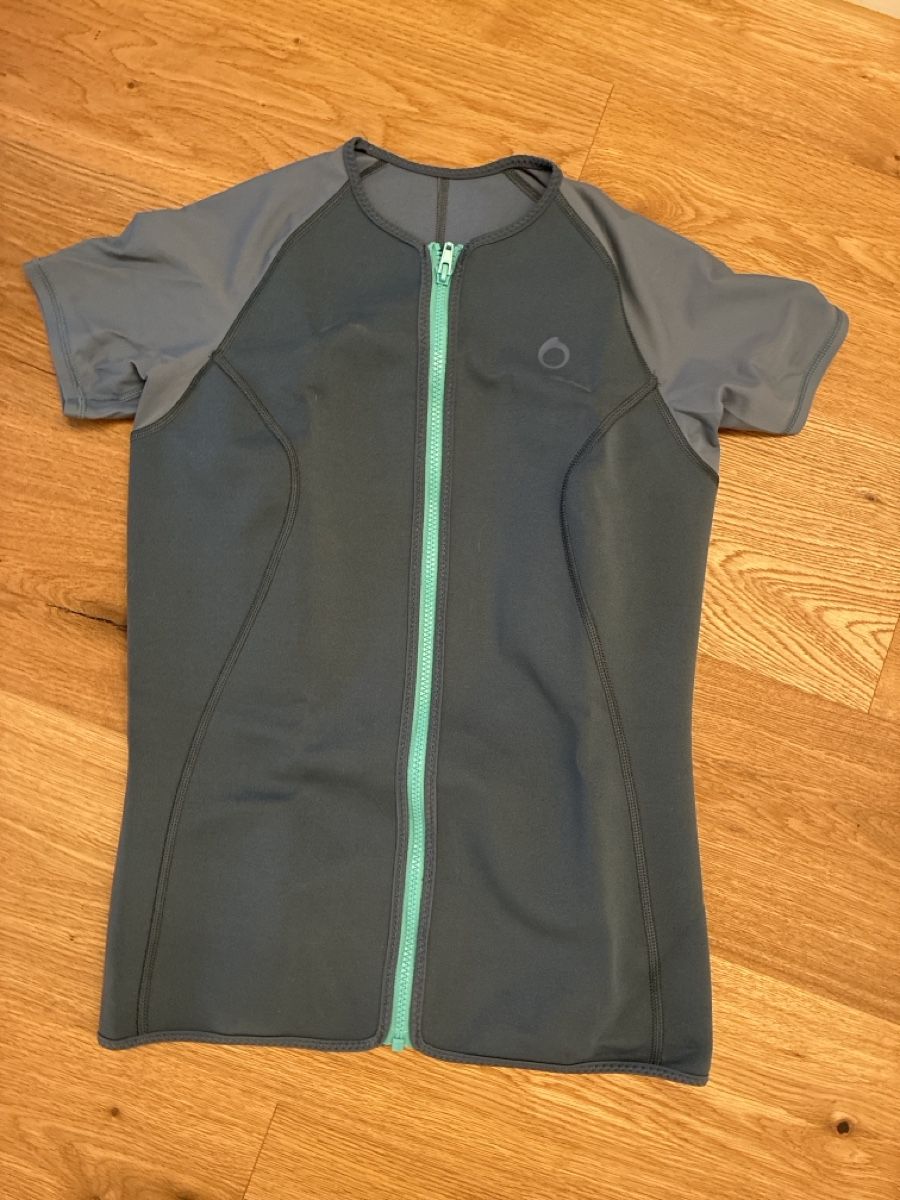Decathlon Tauchanzüge: Neopren-Jacke kurzarm – Gebraucht aus Esslingen von HP1973