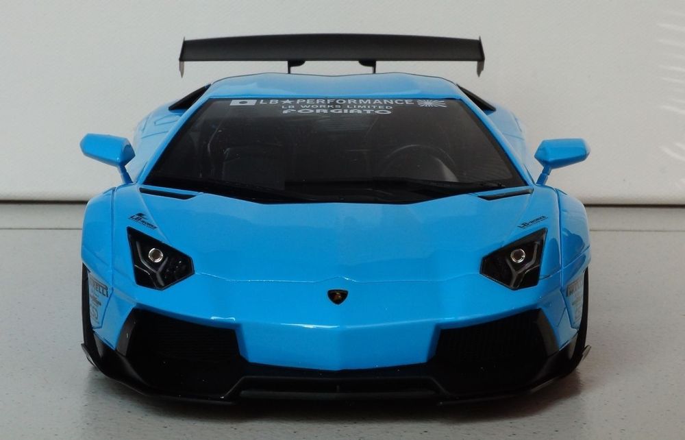 Xe Mô Hình LB Performance Lamborghini Aventador 2.0 Liberty Walk 1:18
