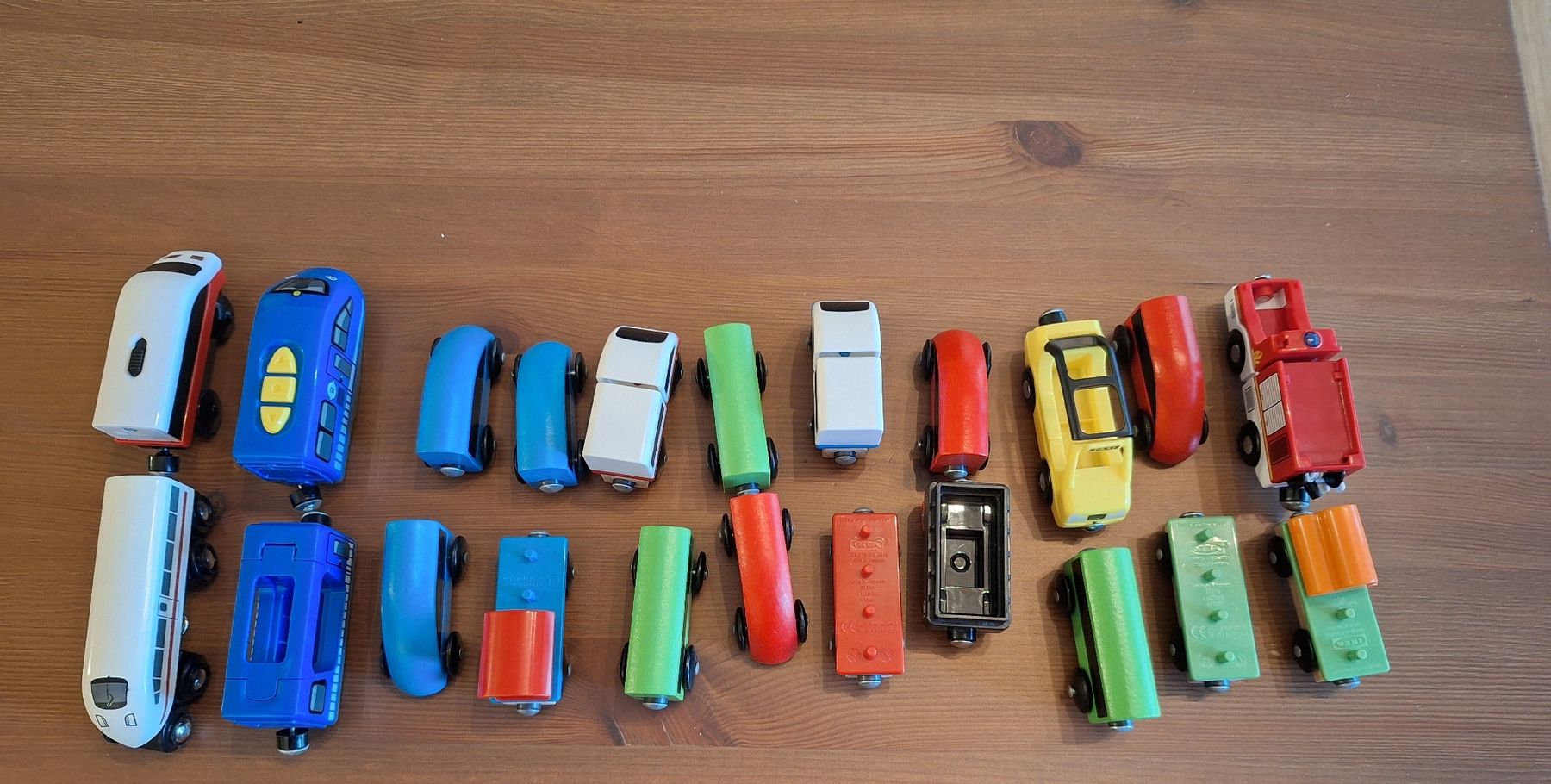 Ikea Giocattoli: Brio Bahn Züge – Usato da Gelterkinden venduto da lau_z755
