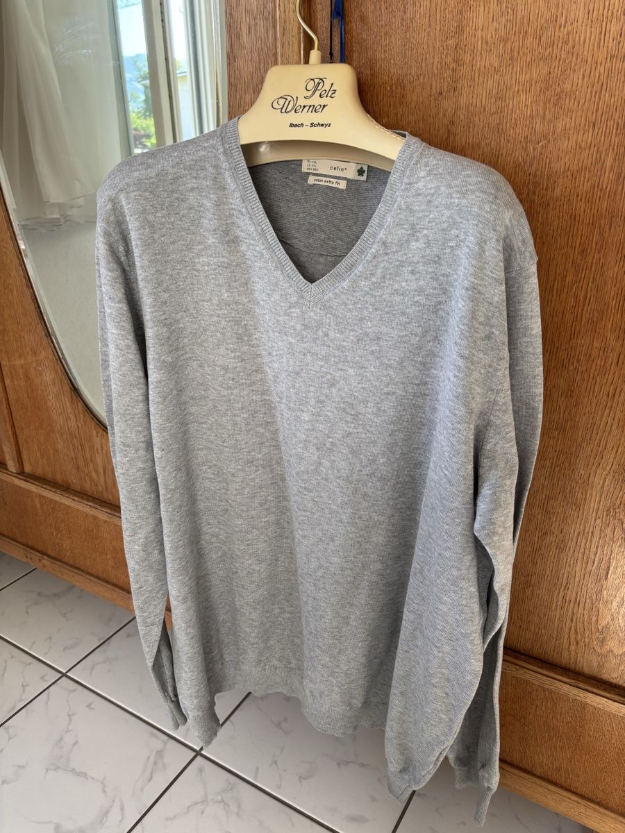 Maglioni & Felpe: Maglione da uomo  – Nuovo (secondo la descrizione) da Schwyz venduto da Francesca54