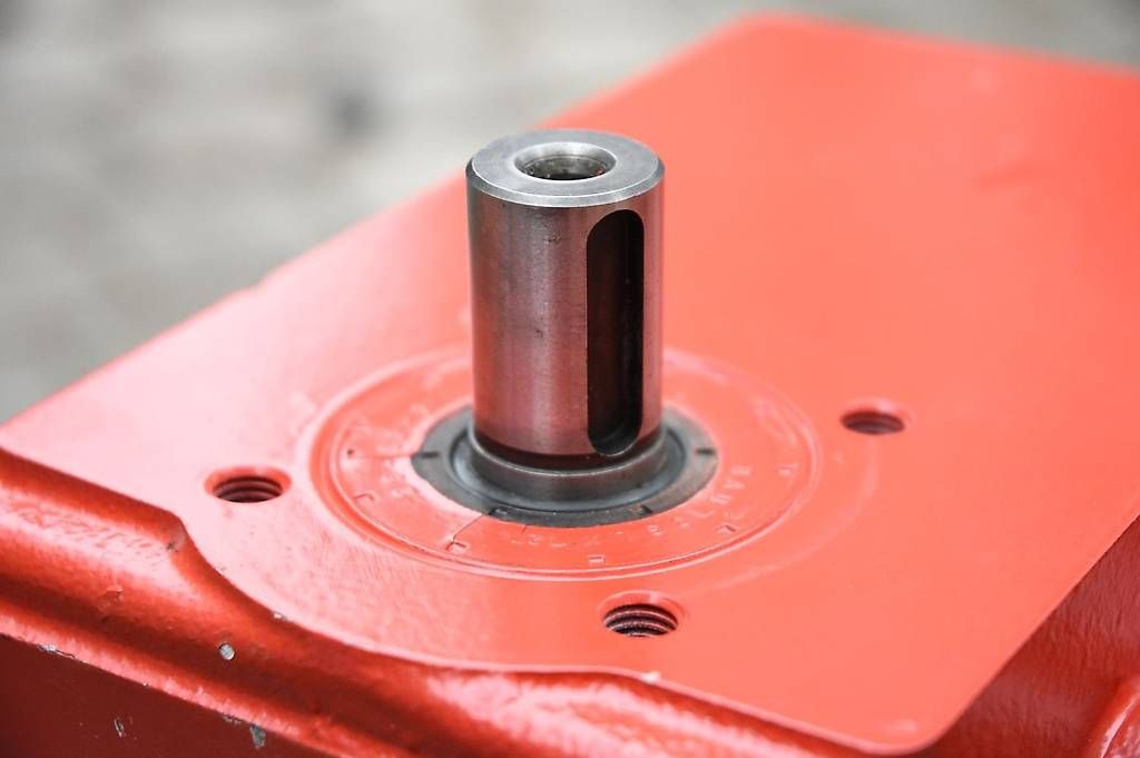 Altro per industria metallurgica: Schneckengetriebe 53:1 – Usato da Lichtensteig venduto da dan_rj7z 3