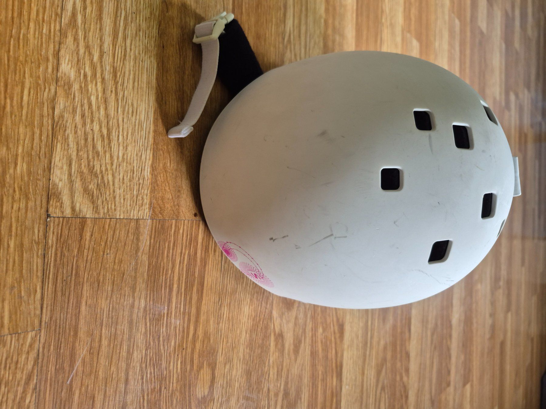 Salomon Helme: Skihelm Salomon – Gebraucht aus Schönenberg ZH von Split 2