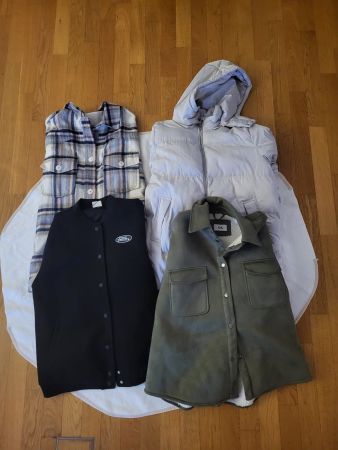 Viele (4) Winterjacken-Paket: warm, stylisch!