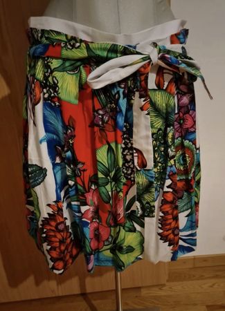 Jupe boule Chacok taille 3 ou 40 idéale printemps